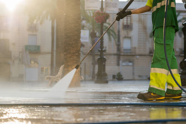Best Graffiti Removal Services in Lindenhurst, IL